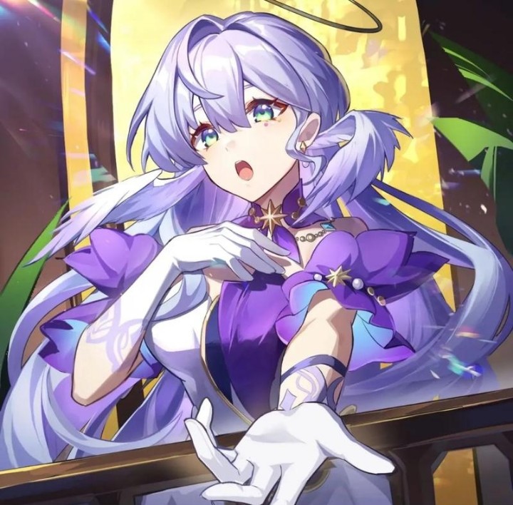 708